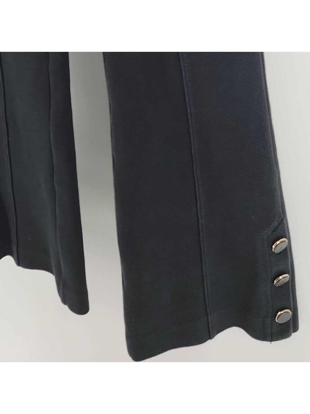 Ann Taylor Ribbed Ponte Knit Pants Black Side Zip Button Cuff Detail Size 4 - Picture 4 of 13